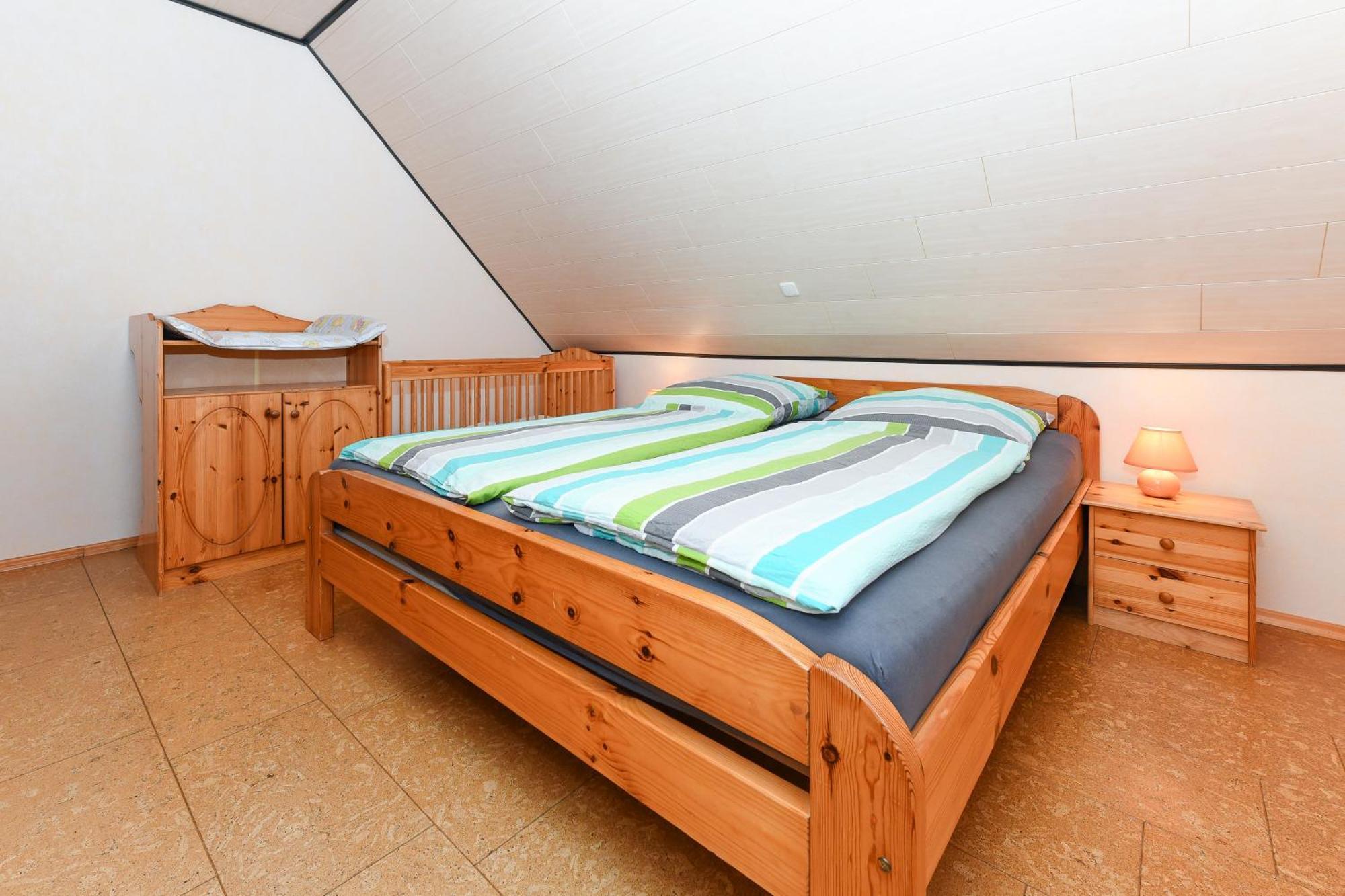 Ferienwohnungen Im Haus Flinthoern Neuharlingersiel Exteriör bild