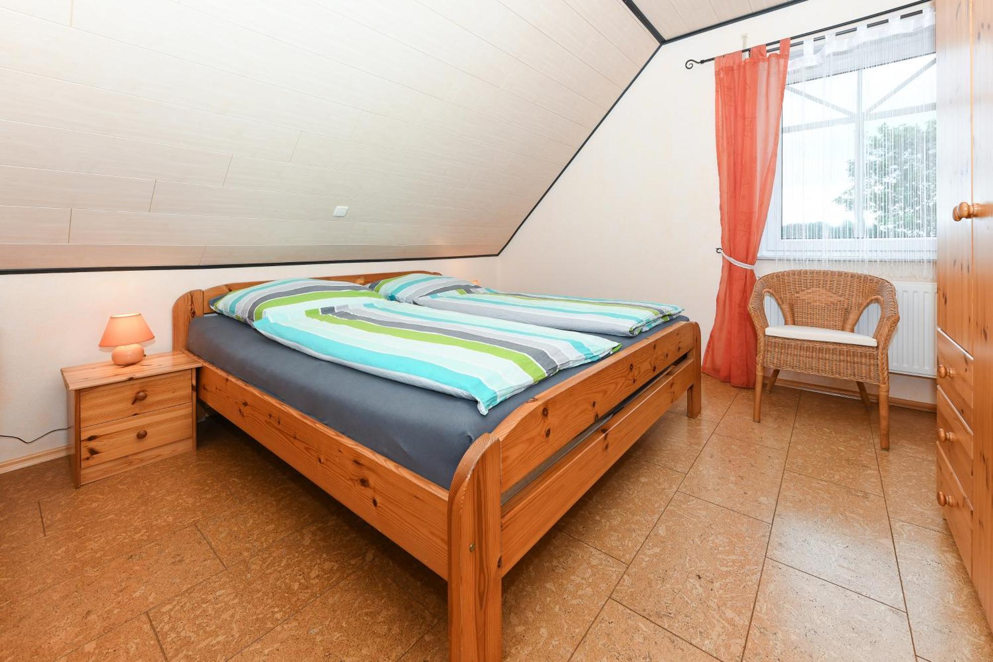 Ferienwohnungen Im Haus Flinthoern Neuharlingersiel Exteriör bild